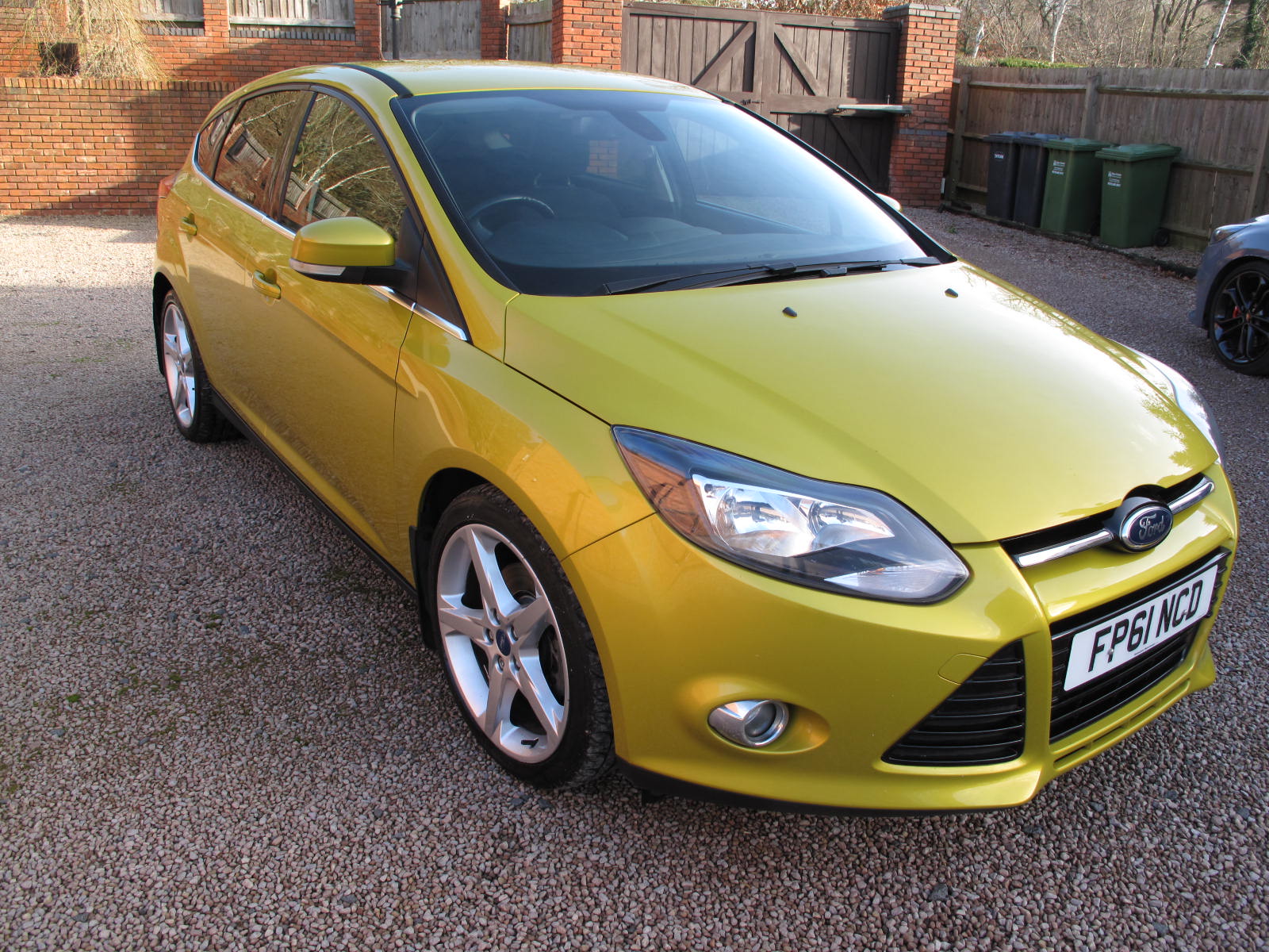 2011 61 Ford Focus 1.6 TITANIUM Turbo 5-Door Hatchback